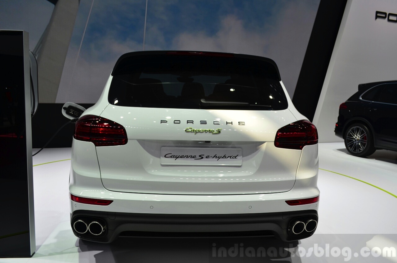 Porsche Cayenne S EHybrid 2015 SUV Drive